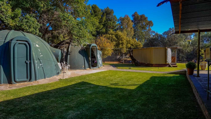 4 Bedroom Property for Sale in Kwaggafontein Free State